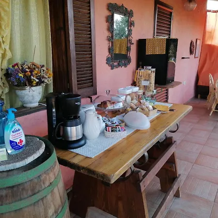 Couette-café Il Vigneto 3*